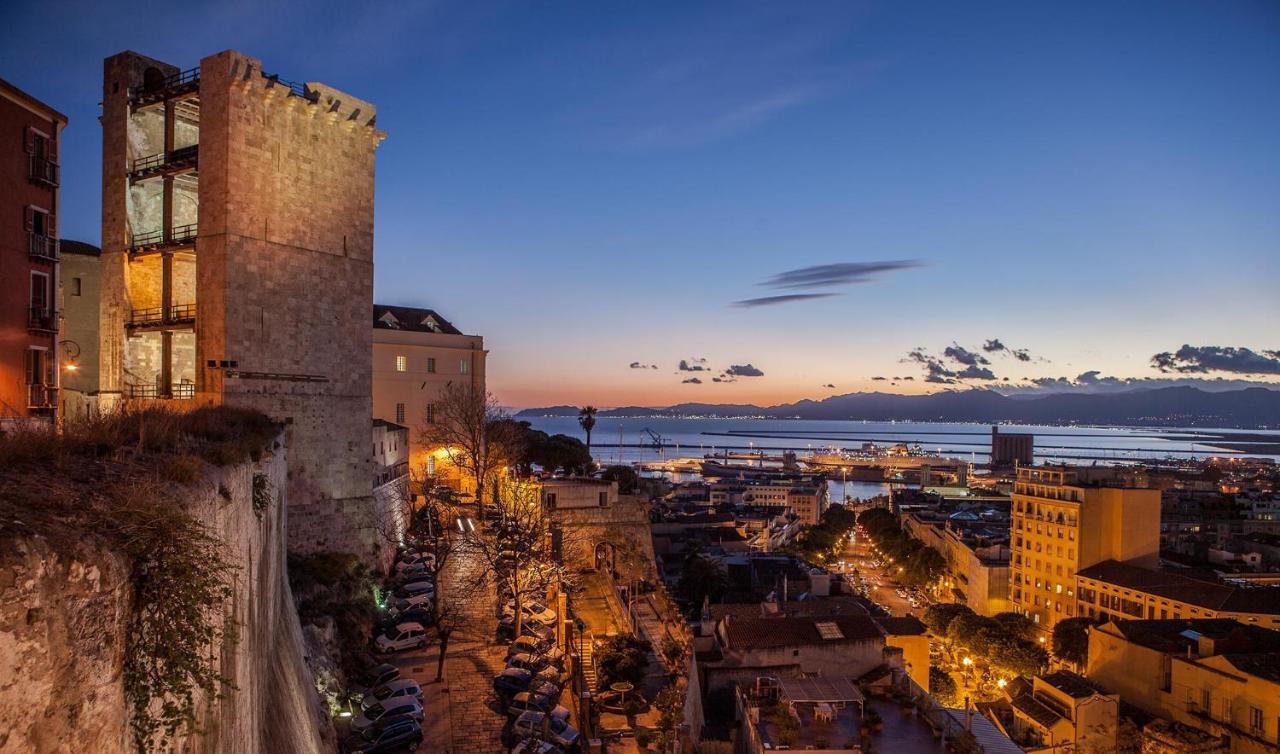 Hotel Arya Cagliari Exterior foto